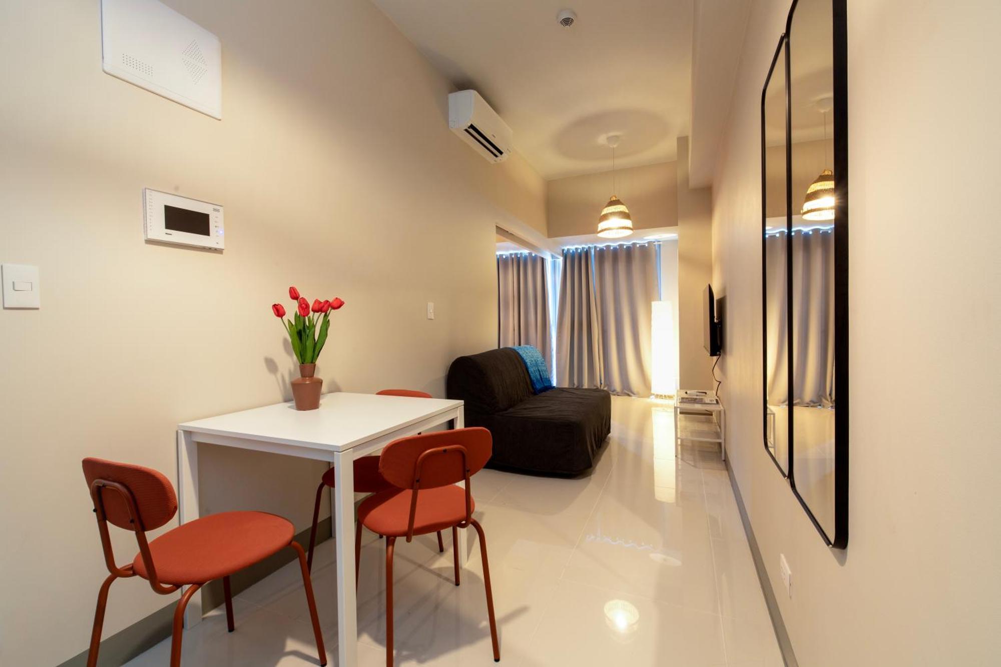 Uptown Parksuites Apartments Tower 2 Bgc By Ph Staycation Manila Eksteriør bilde